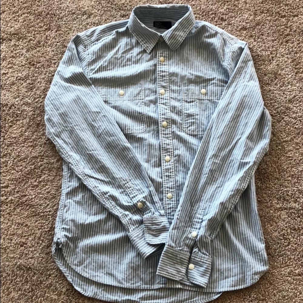 GAP MEN SMALL SPRING/SUMMER BUTTON DOWN